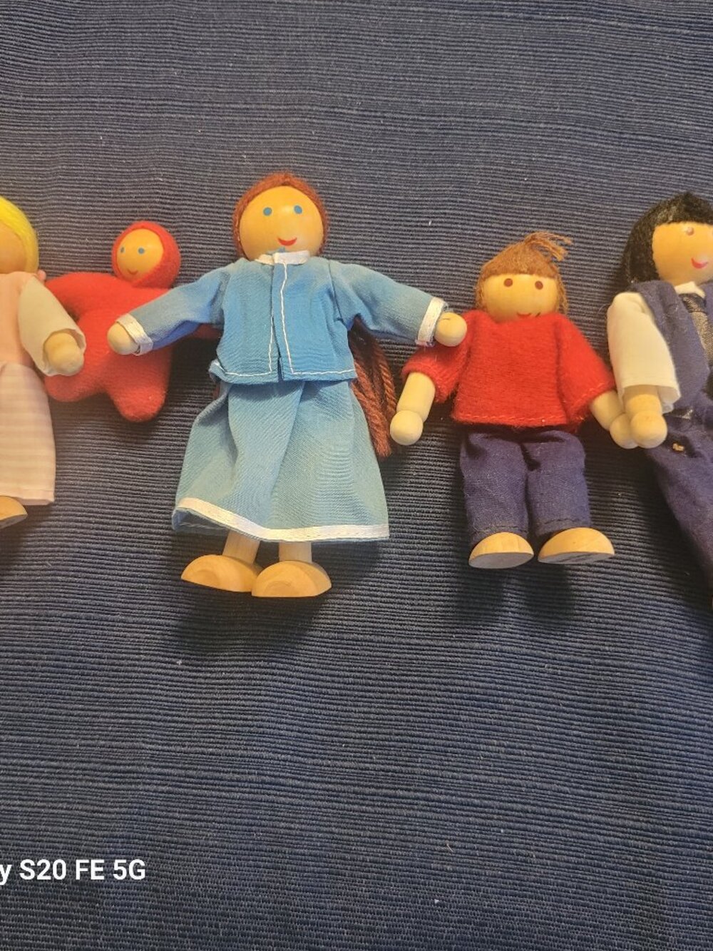 Vintage Melissa and Doug 5pc Family